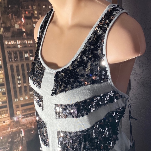 ROCK & REPUBLIC - tank: reversible sequins from black to silver on mesh - L - Picture 11 of 16